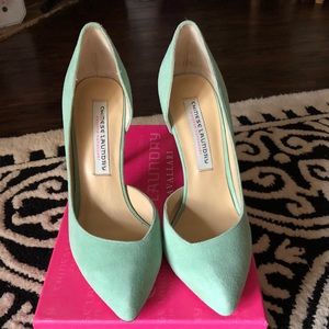 Kristin Cavallari Chinese laundry suede heels